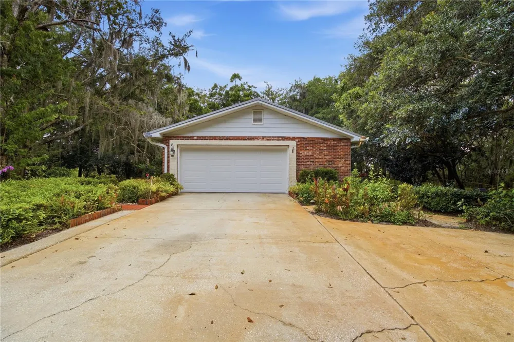 2271 KEYSTONE ROAD Tarpon Springs, FL 34688