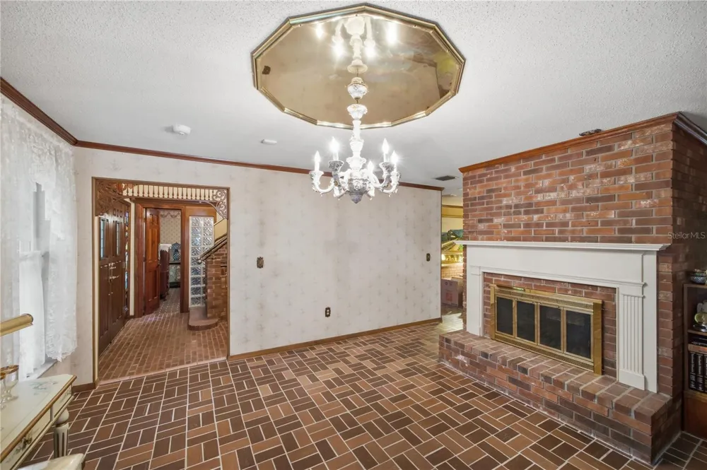 2271 KEYSTONE ROAD Tarpon Springs, FL 34688