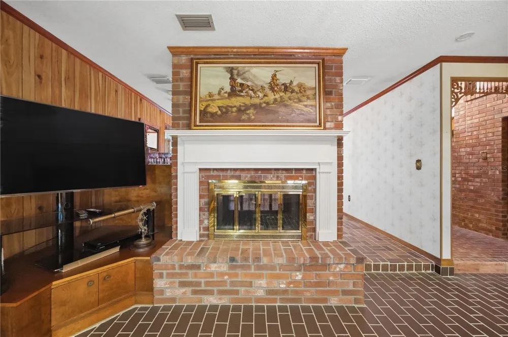 2271 KEYSTONE ROAD Tarpon Springs, FL 34688
