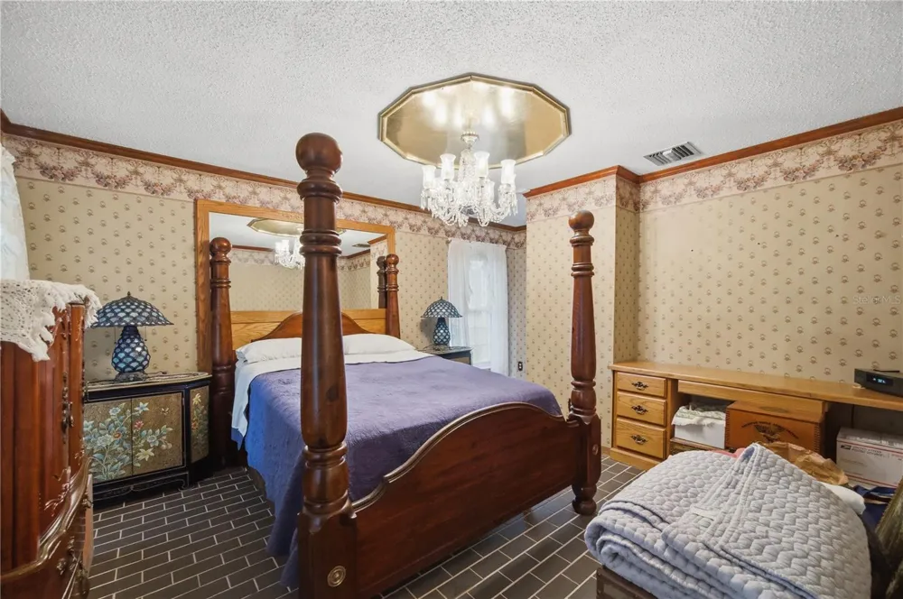 2271 KEYSTONE ROAD Tarpon Springs, FL 34688