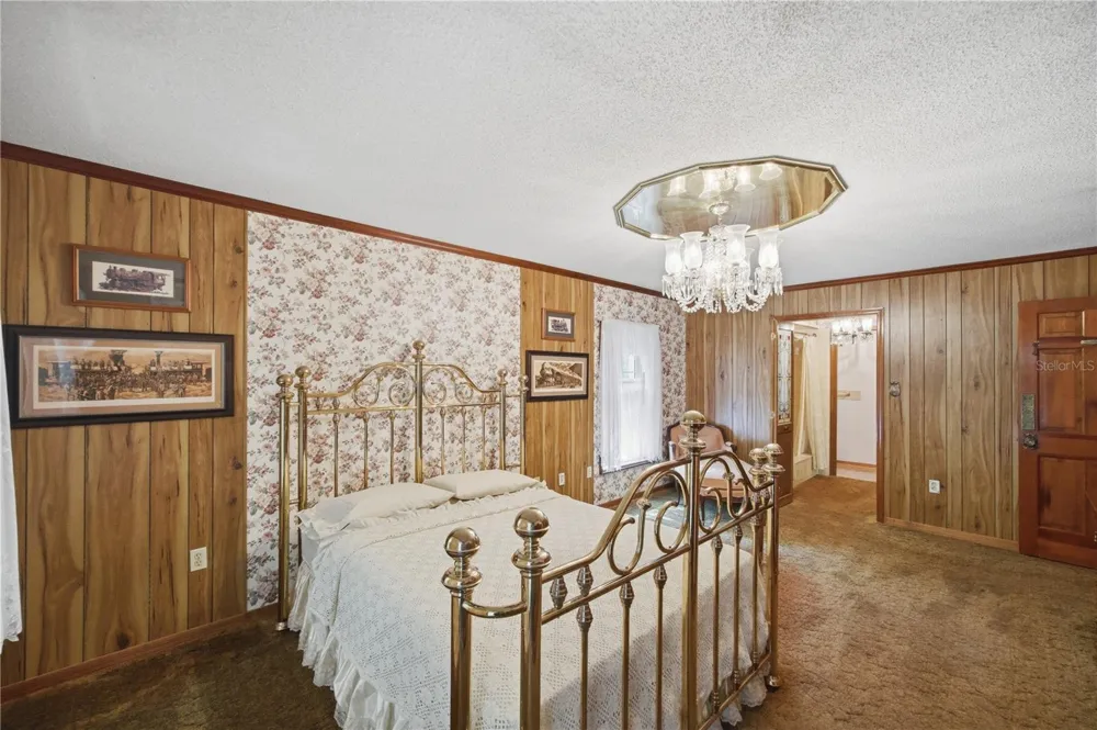 2271 KEYSTONE ROAD Tarpon Springs, FL 34688
