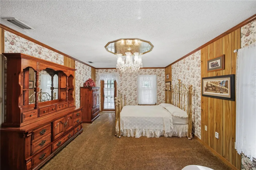 2271 KEYSTONE ROAD Tarpon Springs, FL 34688