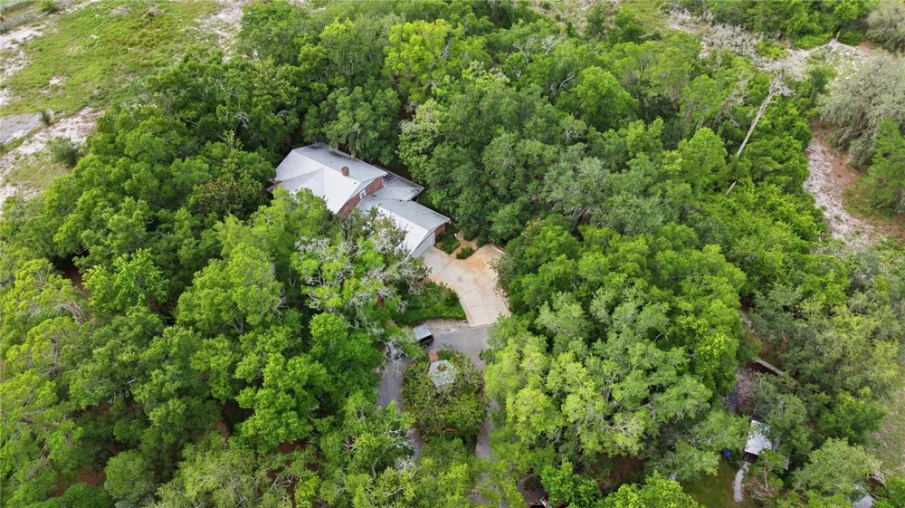 2271 KEYSTONE ROAD Tarpon Springs, FL 34688