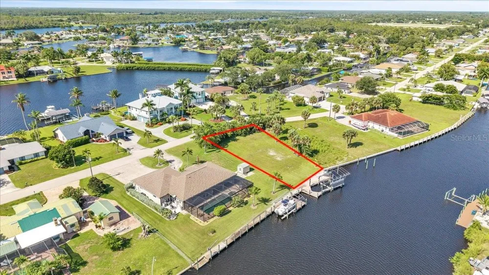 13425 MARQUETTE BOULEVARD Fort Myers, FL 33905