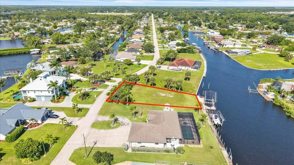13425 MARQUETTE BOULEVARD Fort Myers, FL 33905