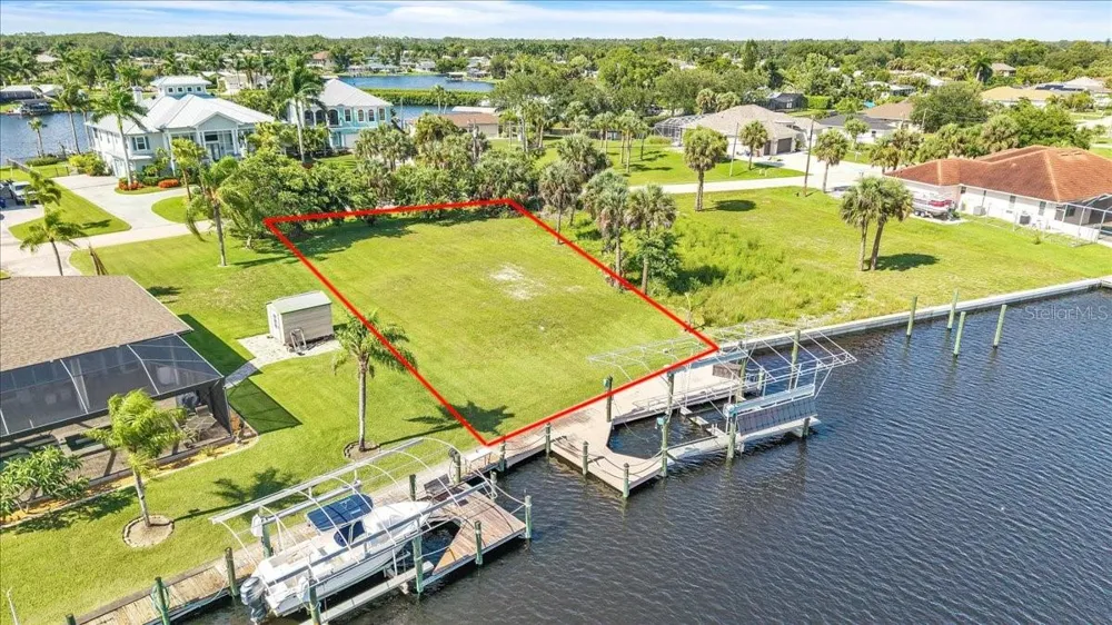 13425 MARQUETTE BOULEVARD Fort Myers, FL 33905