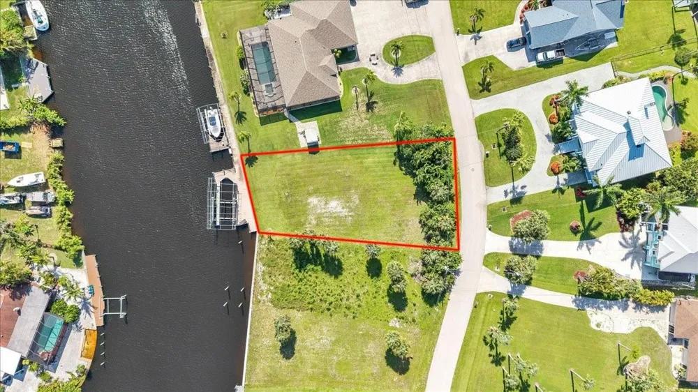 13425 MARQUETTE BOULEVARD Fort Myers, FL 33905
