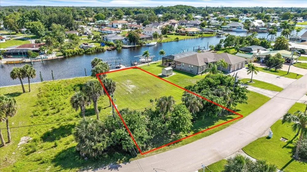 13425 MARQUETTE BOULEVARD Fort Myers, FL 33905
