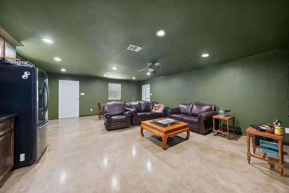 32956 Londonderry Drive Waller, TX 77484