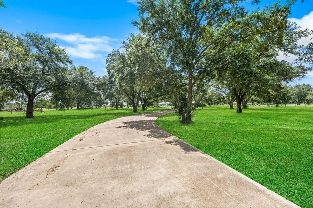 32956 Londonderry Drive Waller, TX 77484