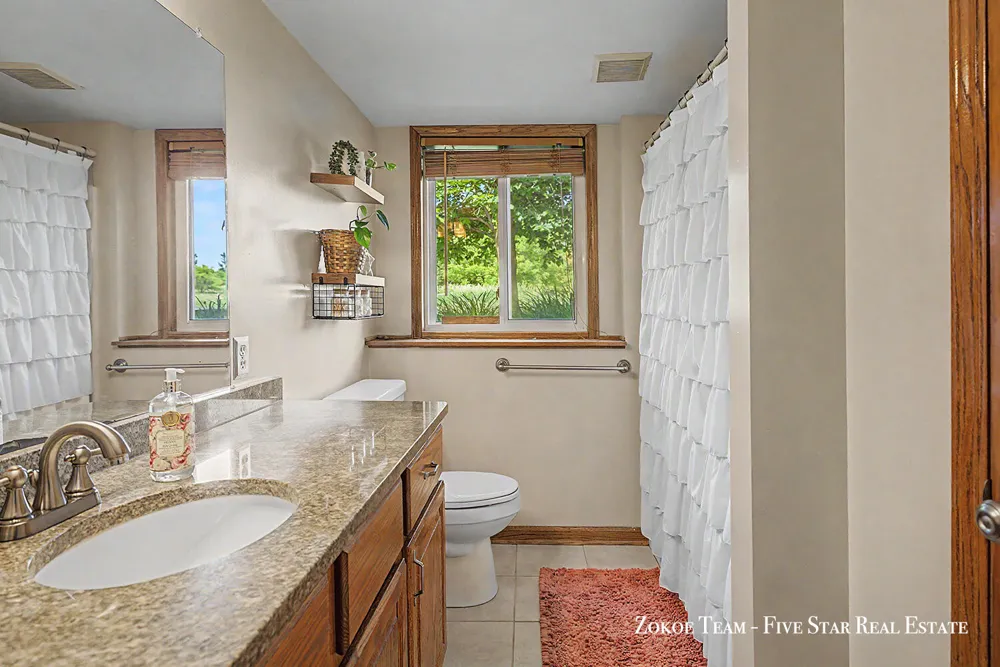 2130 Canterbury Lane Marne, MI 49435