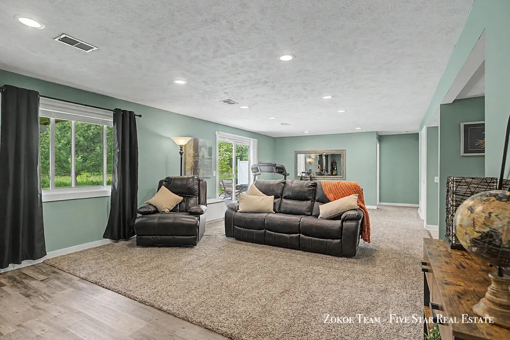 2130 Canterbury Lane Marne, MI 49435