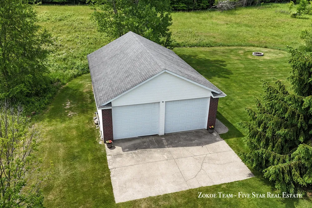2130 Canterbury Lane Marne, MI 49435