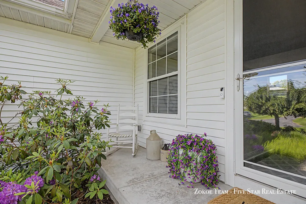 2130 Canterbury Lane Marne, MI 49435