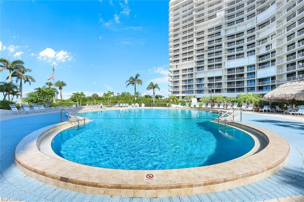 260 Seaview Court #407 Marco Island, FL 34145