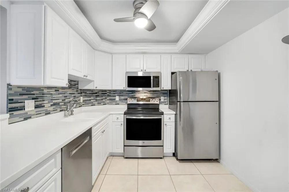 260 Seaview Court #407 Marco Island, FL 34145