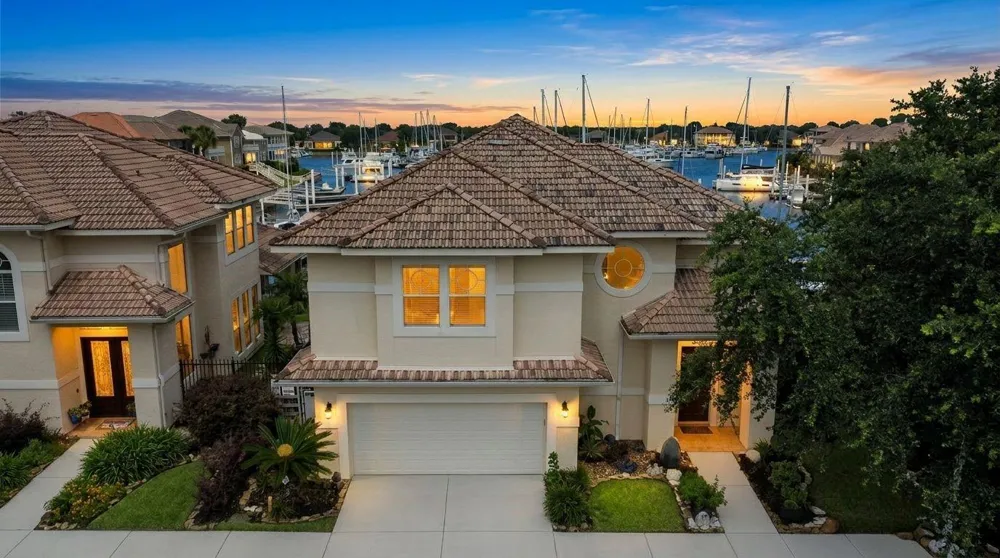 411 Harborside Way Kemah, TX 77565