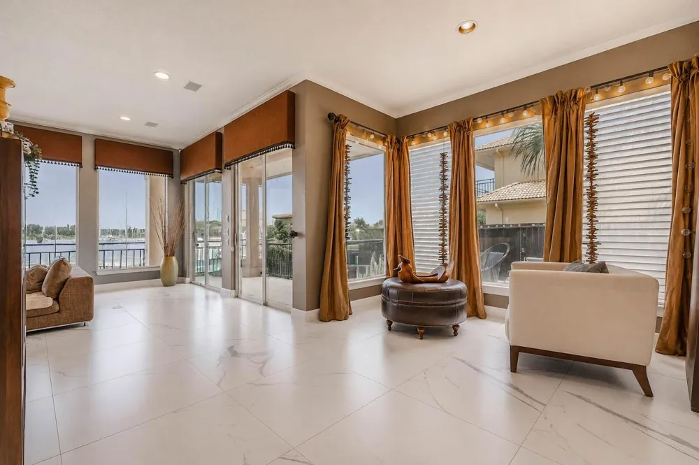 411 Harborside Way Kemah, TX 77565