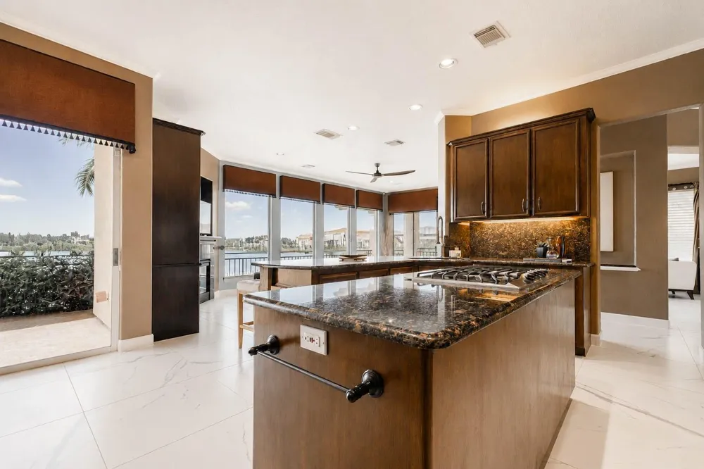 411 Harborside Way Kemah, TX 77565