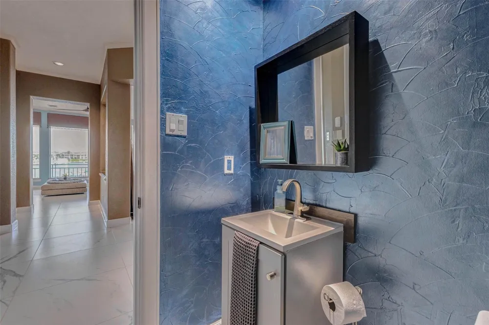 411 Harborside Way Kemah, TX 77565