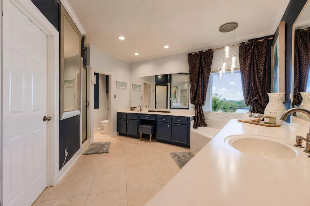 411 Harborside Way Kemah, TX 77565