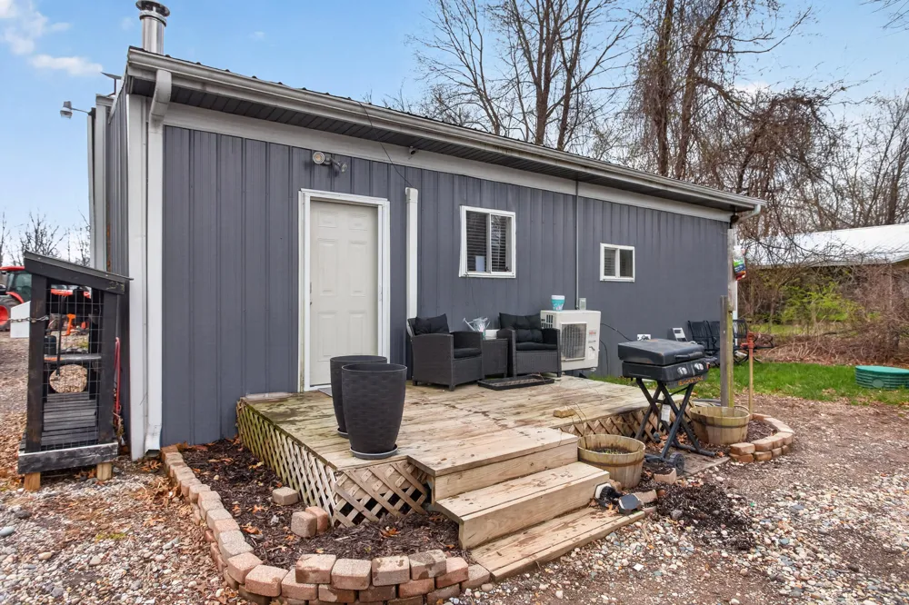 1284 Maple Grove Road Jackson, MI 49201