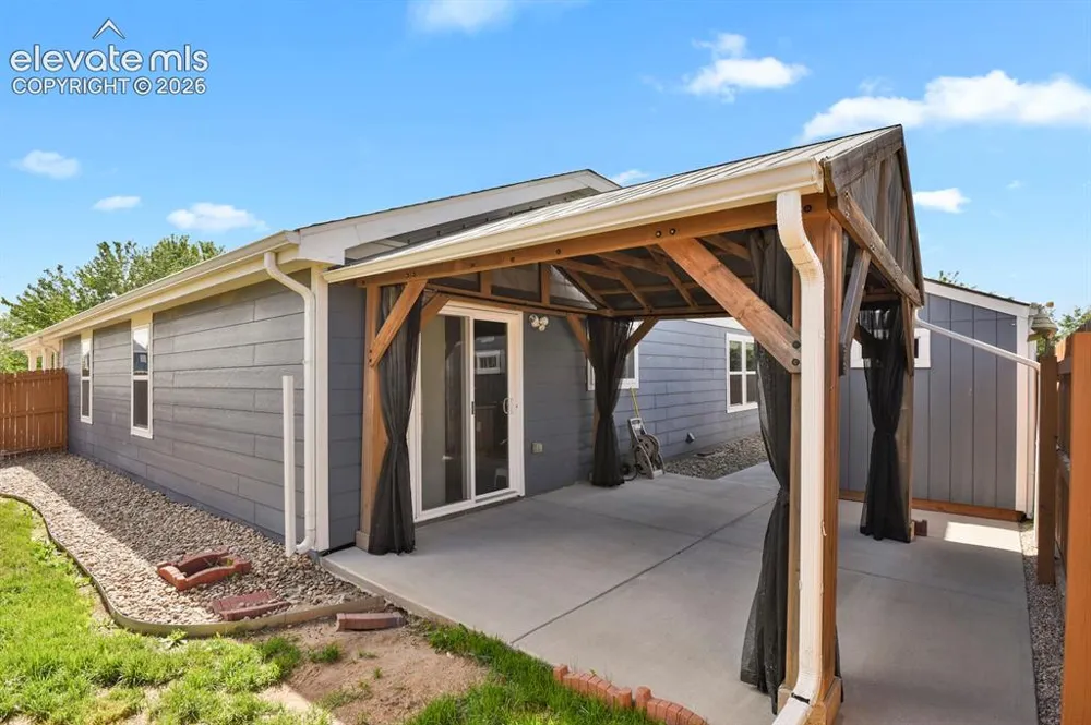 826 Willow Drive Brighton, CO 80603