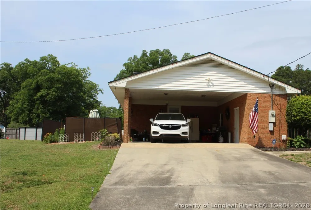 2038 Dunn Road Eastover, NC 28312