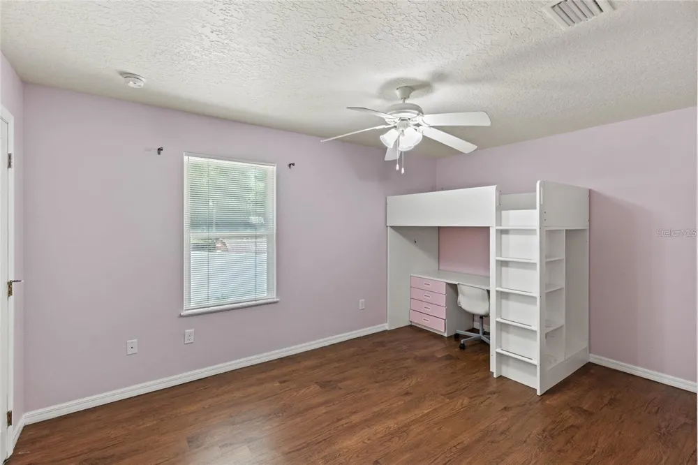 206 E CATAWBA Fruitland Park, FL 34731