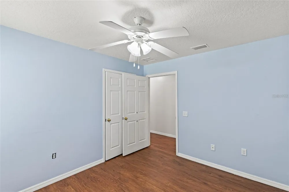 206 E CATAWBA Fruitland Park, FL 34731