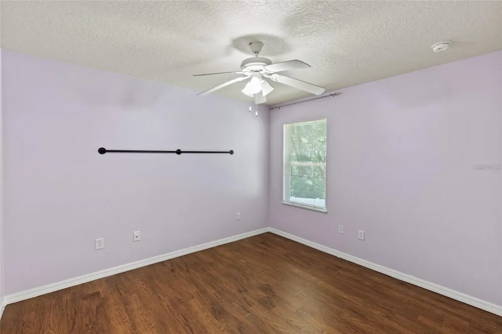 206 E CATAWBA Fruitland Park, FL 34731