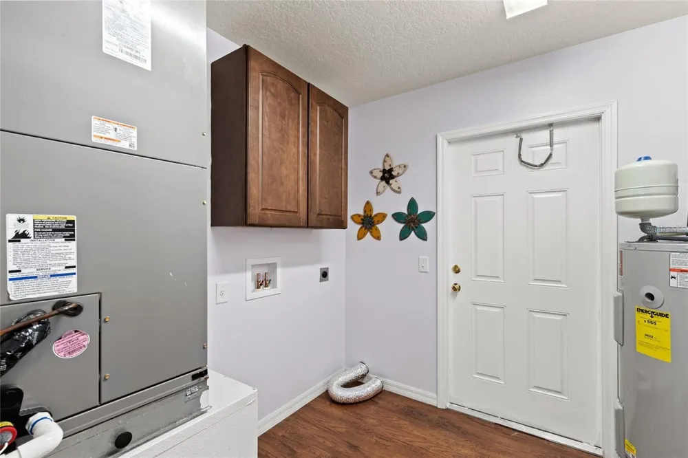 206 E CATAWBA Fruitland Park, FL 34731