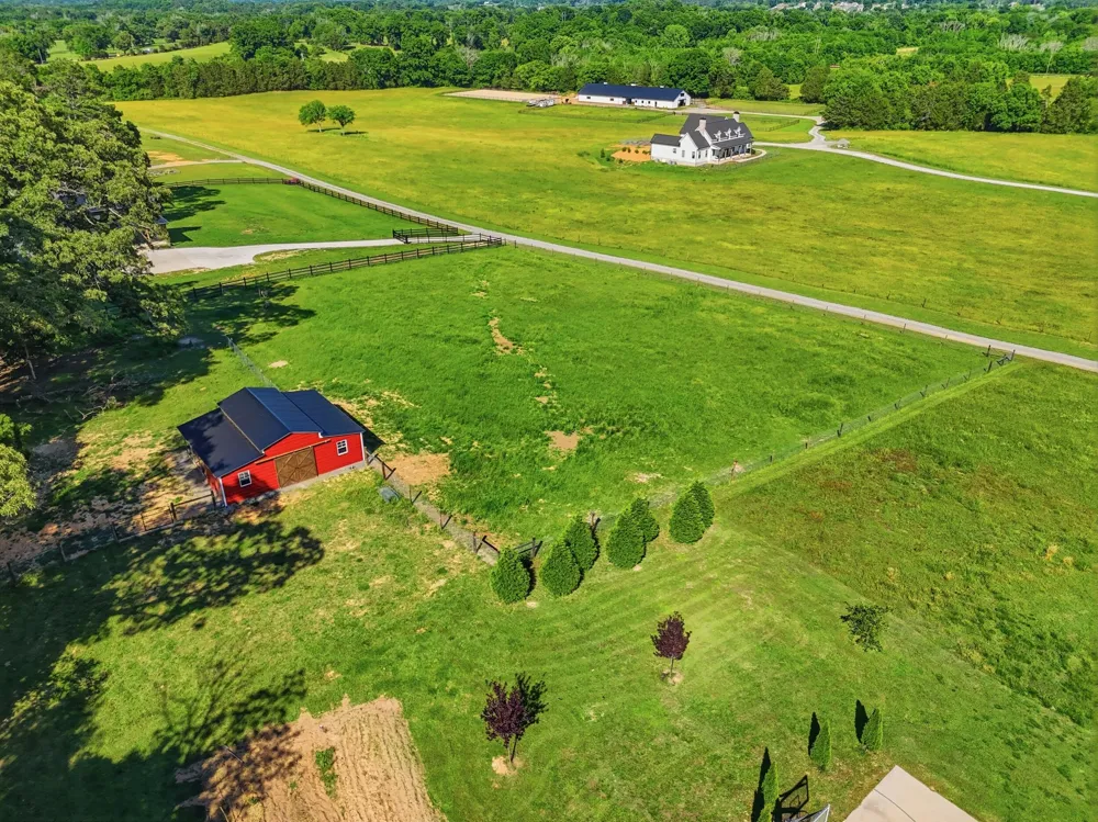 1876 Glass Mill Road Chickamauga, GA 30707
