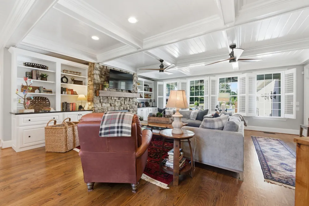1876 Glass Mill Road Chickamauga, GA 30707