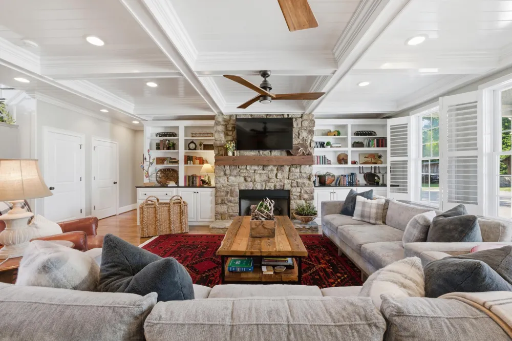 1876 Glass Mill Road Chickamauga, GA 30707