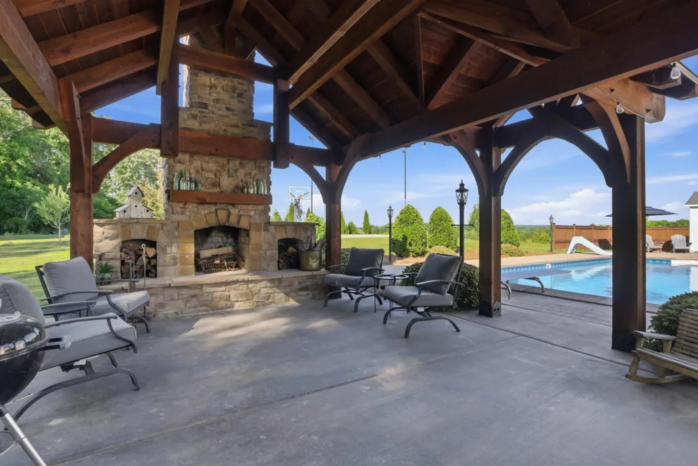 1876 Glass Mill Road Chickamauga, GA 30707