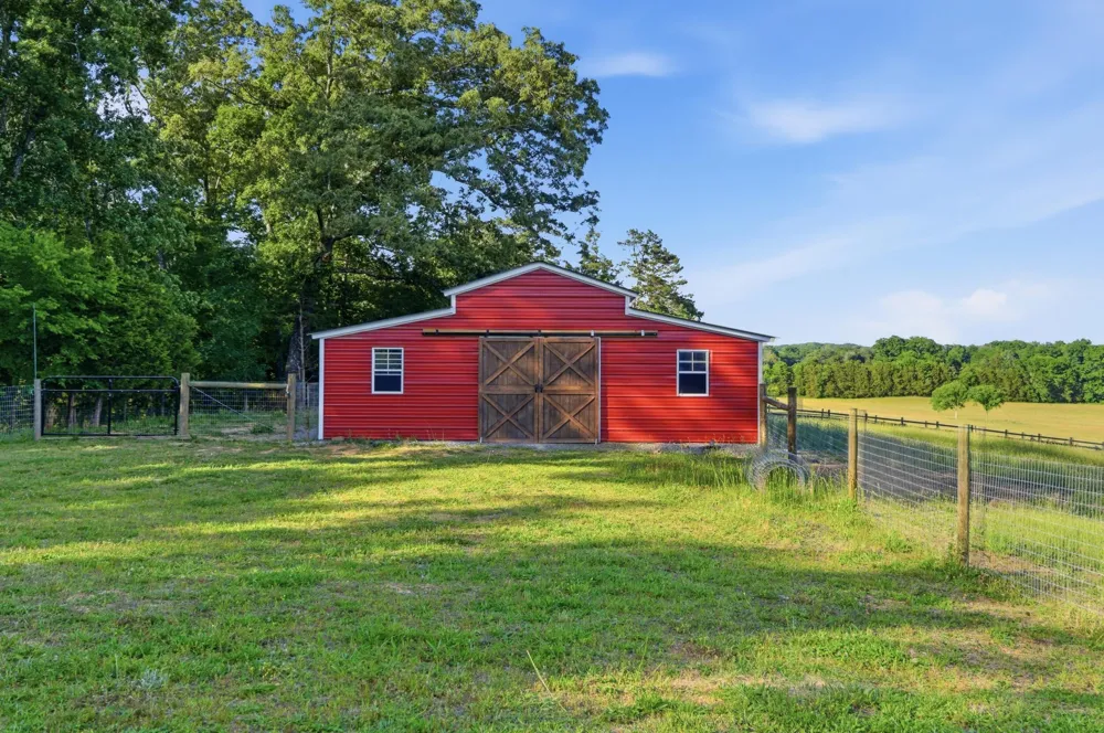 1876 Glass Mill Road Chickamauga, GA 30707