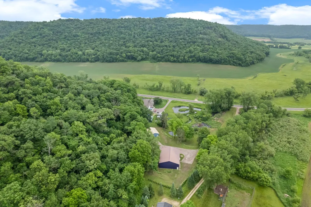 15315 County Road 25 Rollingstone, MN 55969