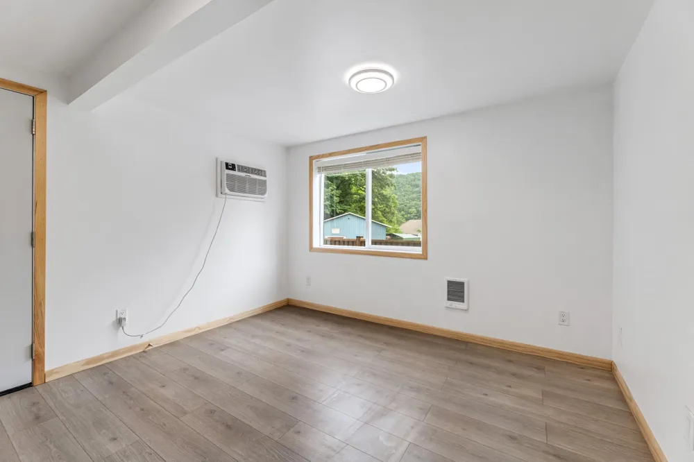 15315 County Road 25 Rollingstone, MN 55969