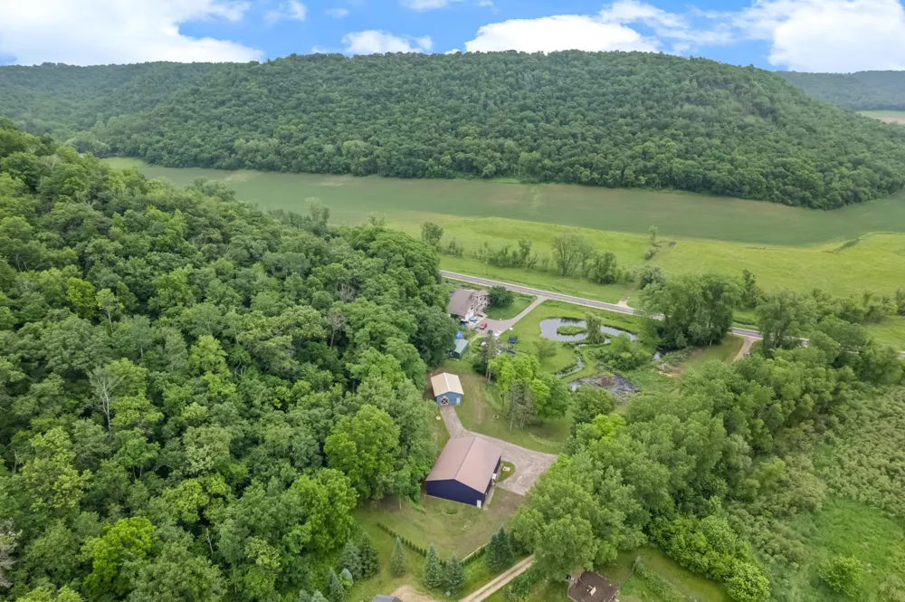 15315 County Road 25 Rollingstone, MN 55969