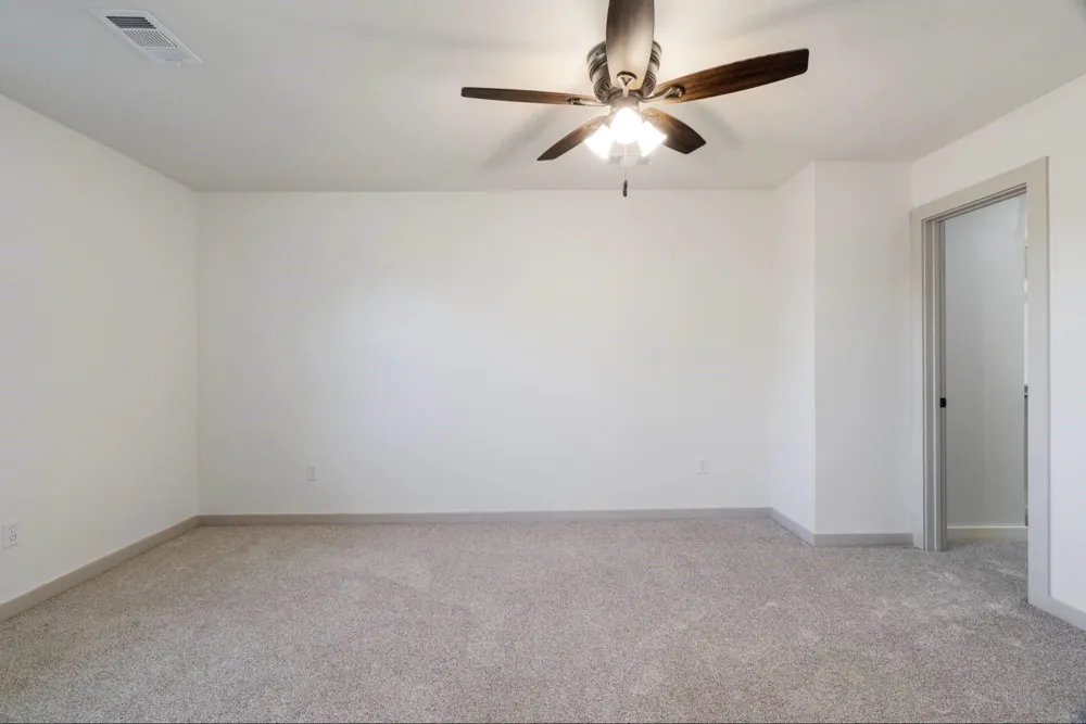 670 County Road 44050 Powderly, TX 75473