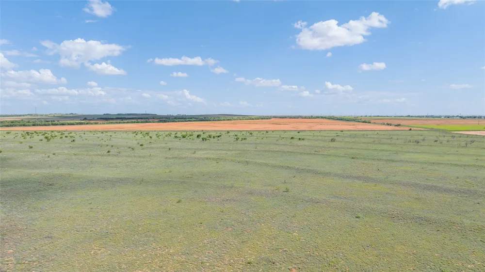 300 County Road 232 Rotan, TX 79546