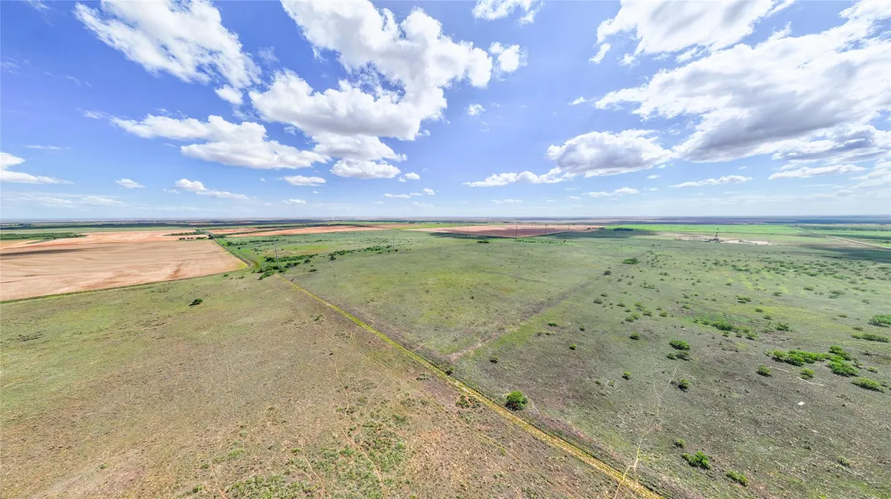 300 County Road 232 Rotan, TX 79546