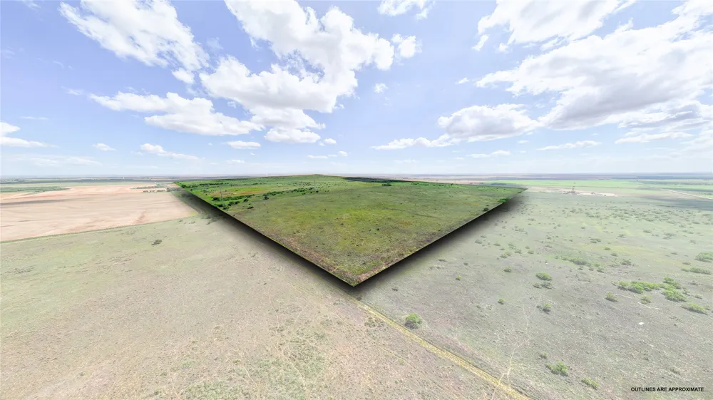 300 County Road 232 Rotan, TX 79546