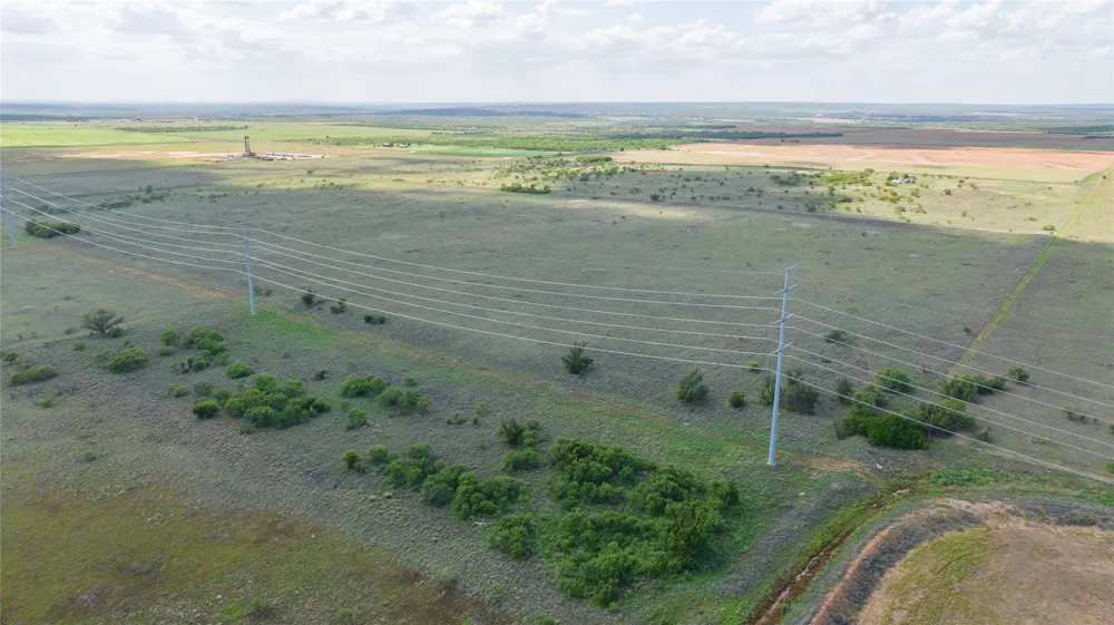 300 County Road 232 Rotan, TX 79546