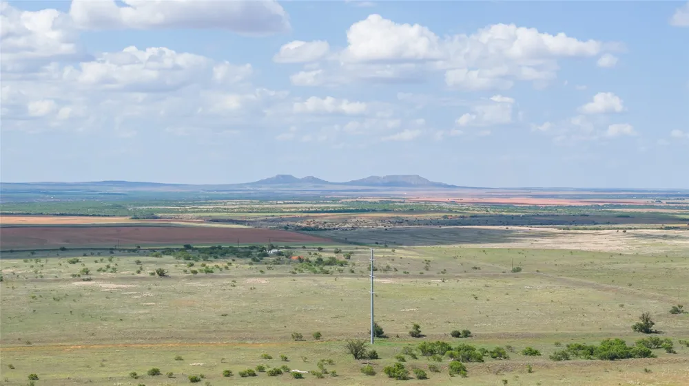 300 County Road 232 Rotan, TX 79546
