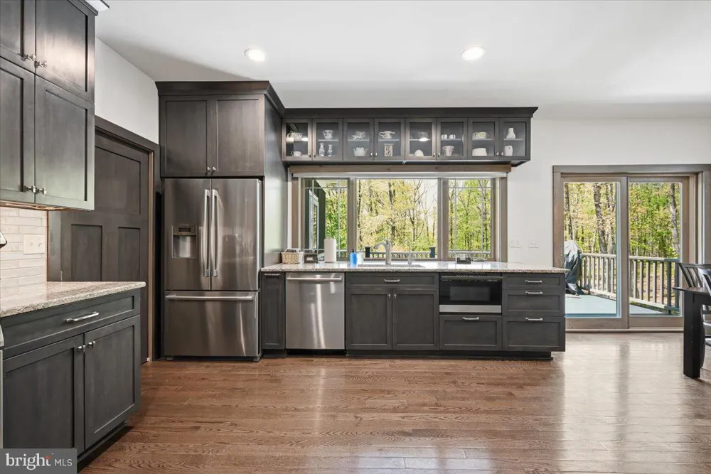 115 RIDGEWOOD LANE Hawley, PA 18428