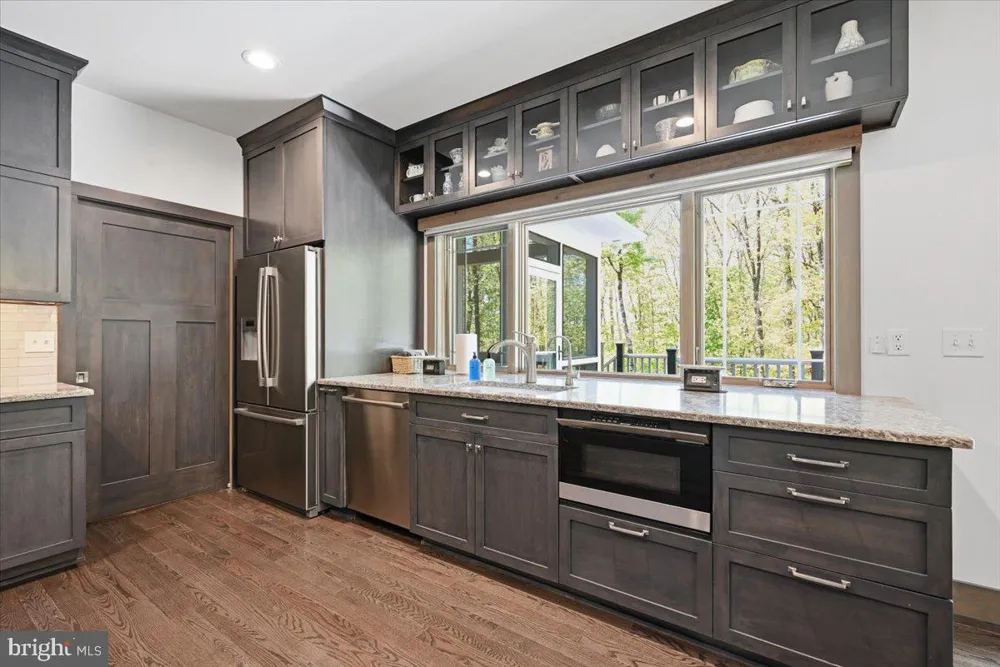 115 RIDGEWOOD LANE Hawley, PA 18428