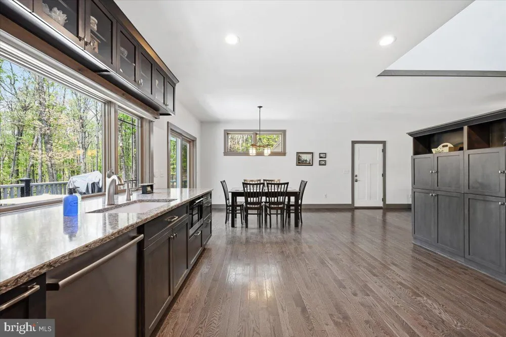 115 RIDGEWOOD LANE Hawley, PA 18428