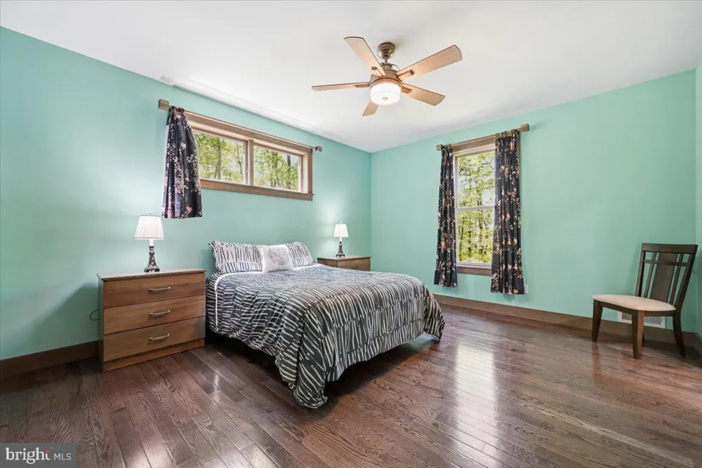 115 RIDGEWOOD LANE Hawley, PA 18428
